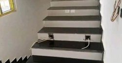 Villa Duplex Très Propre, 5 Chambres, 2 Salons