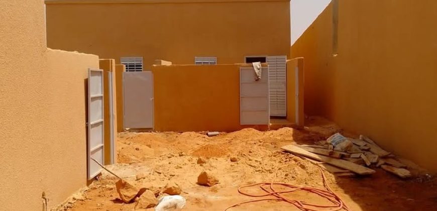 3 Celibateriums, 300 m²