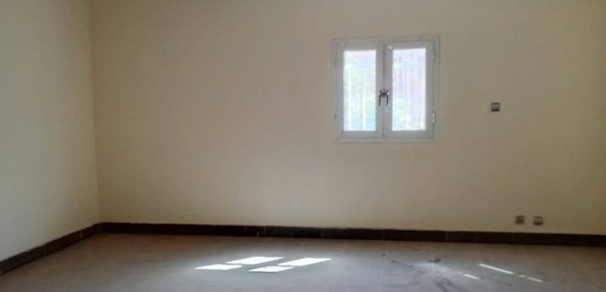 Grande Maison Étage, 5 Chambres, 4 Douches