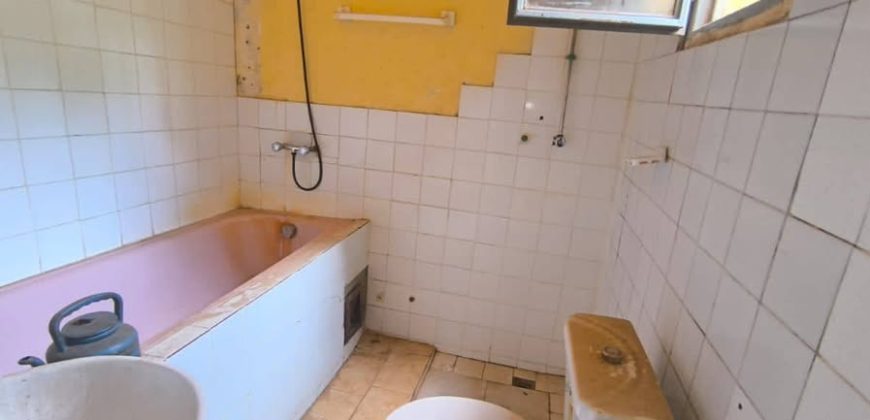Villa 4 Grandes Chambres, Salon, Cour Spacieuse