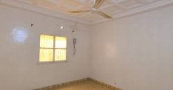 Villa 4 Grandes Chambres, Salon, Cour Spacieuse