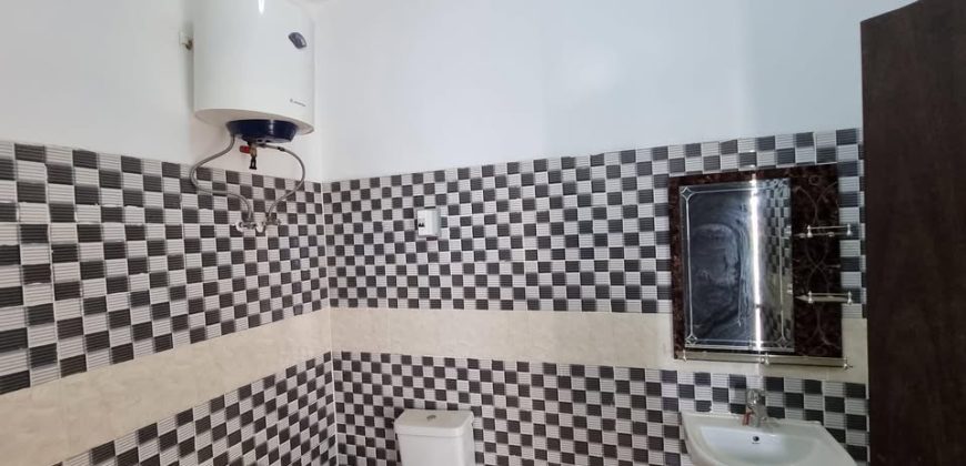 Villa Duplex 6 Chambres, 1 Grand Salon, 2 Cuisines