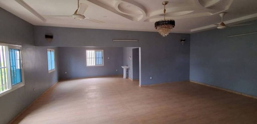 Villa en Dalle 4 Chambres, VERS STATION NOMA