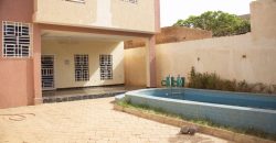 Magnifique Villa R+2 Meublée, 4 Chambres, Sécurisée