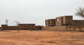 Terrain Urbain de 500 m², Électricité disponible