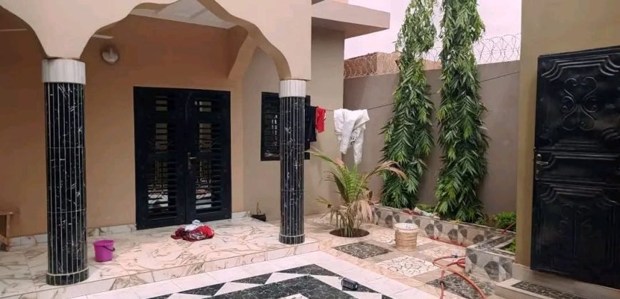 Villa Duplex Équipée, Très Propre