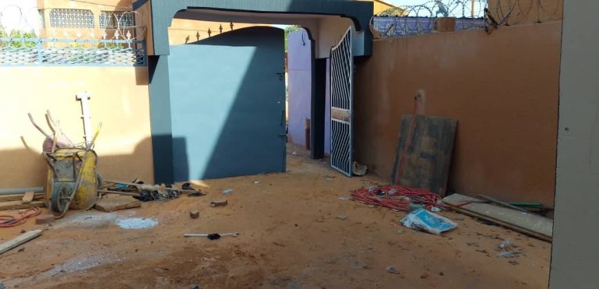 Maison 3 Chambres, 3 Douches, Dépendance