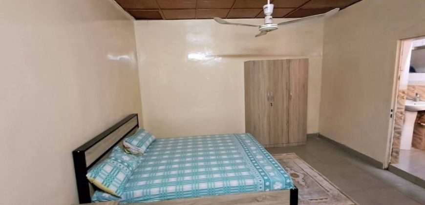 Très Belle Maison Meublée, 2 Chambres, Climatiseur