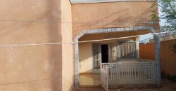 Villa 3 Chambres, 4 Douches, près de CSP Zénith