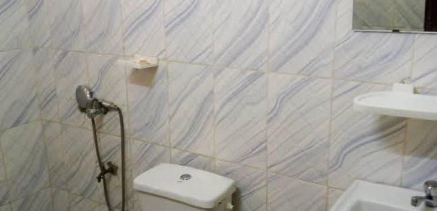 Villa 3 Chambres, 4 Douches, près de CSP Zénith