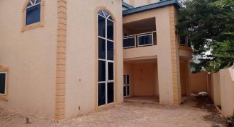 Villa 4 Chambres, 2 Salons, 4 Douches Internes