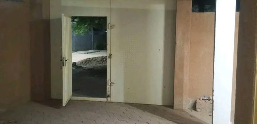 Villa 3 Chambres, Spacieuse, Carrelée, Vitrée